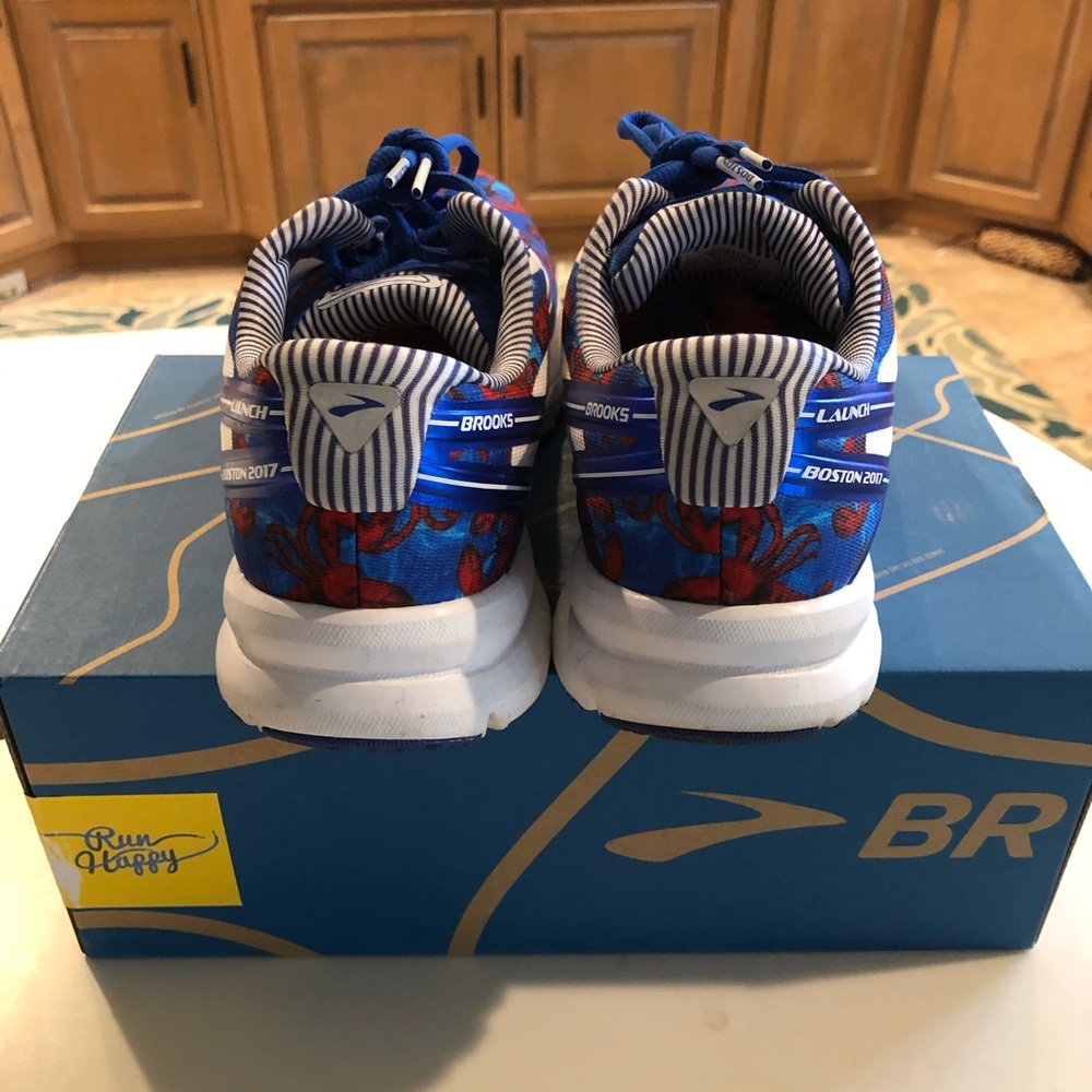 SOLD 🔥 Like new Launch 4 Brooks Boston Lobster - Picture 2 of 8